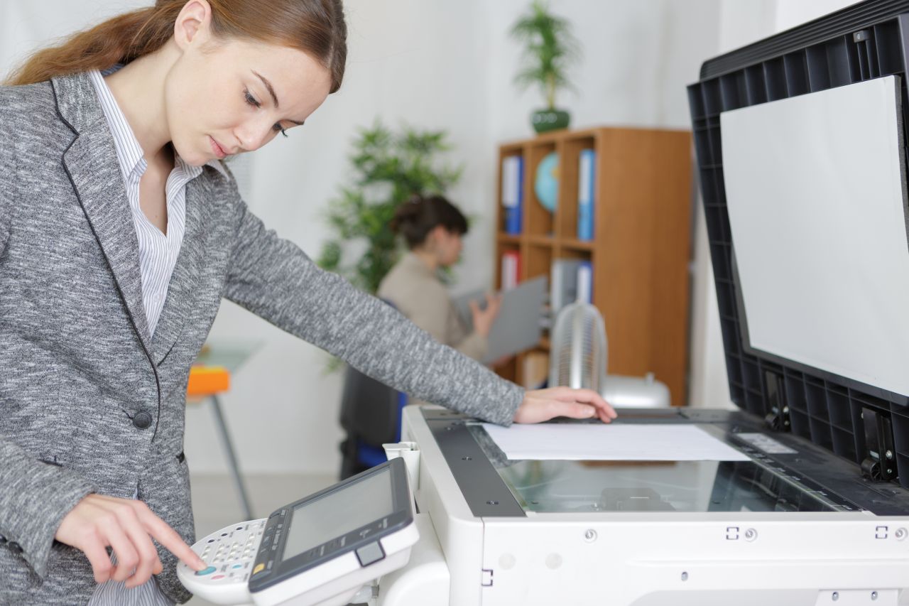 Jak przebiega naprawa drukarki?
