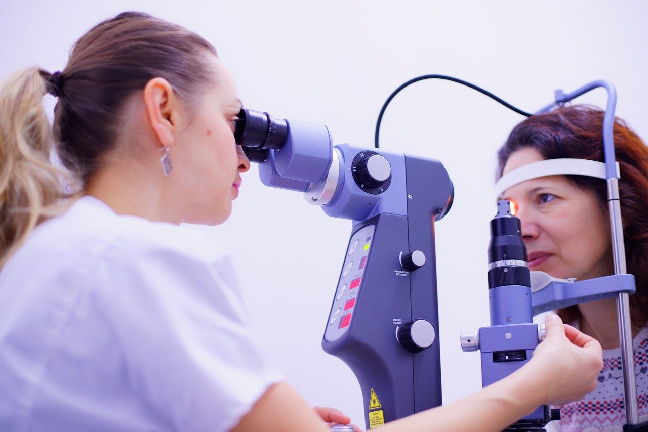 Kiedy warto udać się do optometrysty?