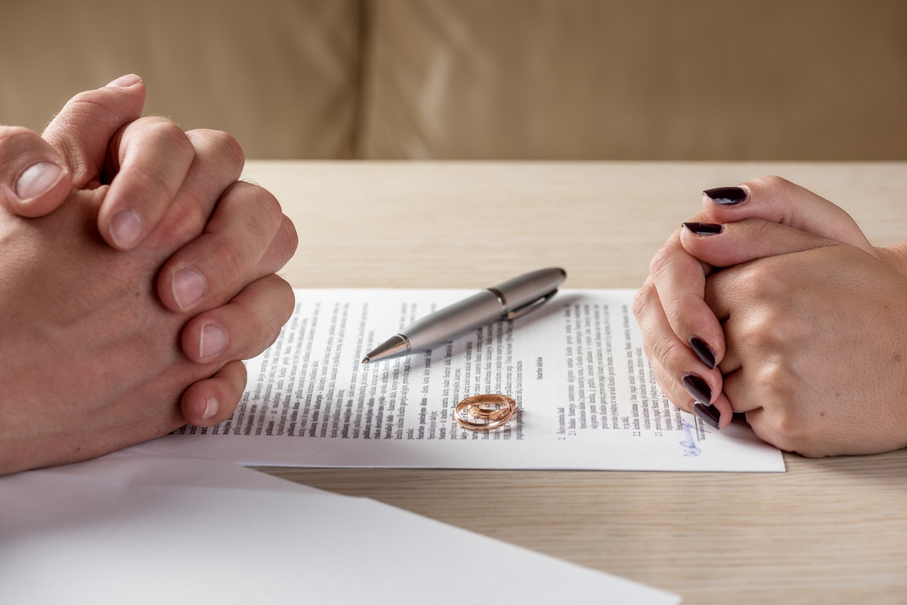 Podział majątku podczas rozwodu – jak otrzymać to, co się nam należy?